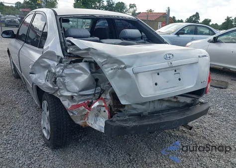 2001 Hyundai Elantra Gls z USA, uszkodzony, nr VIN KMHDN45DX1U079351